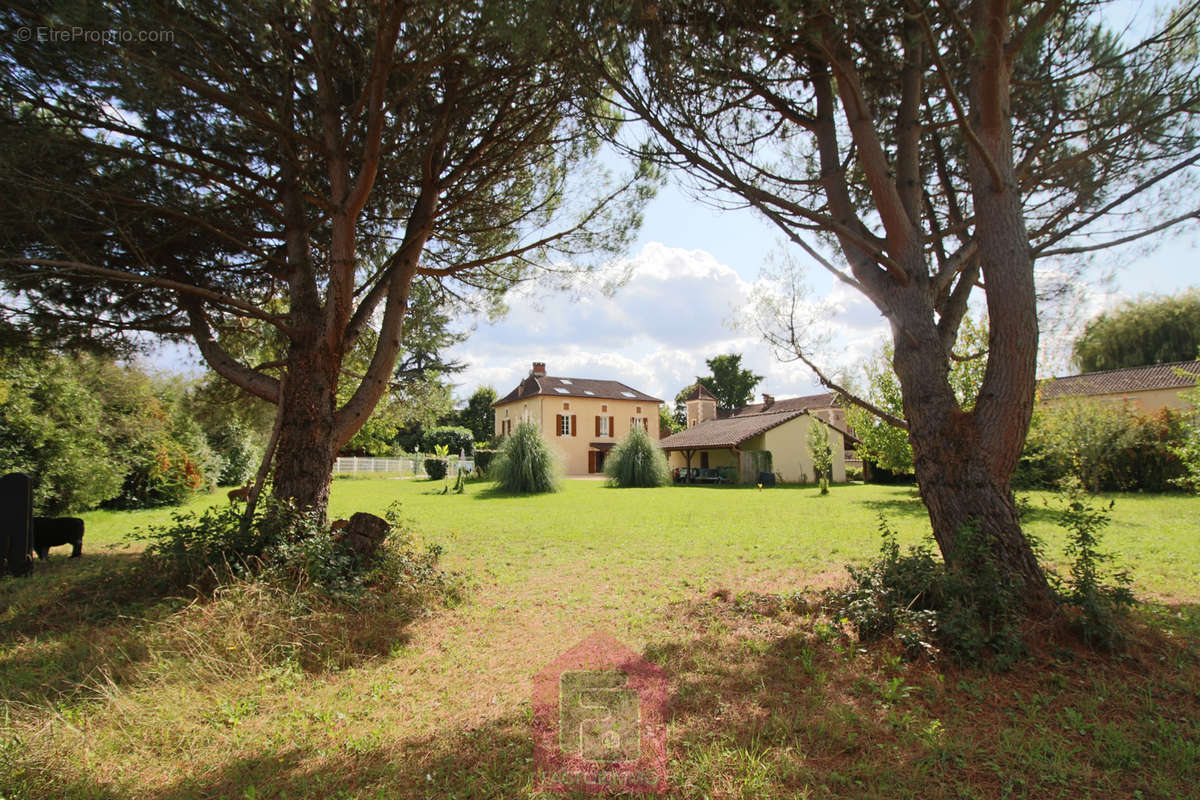 Maison à PRAYSSAC