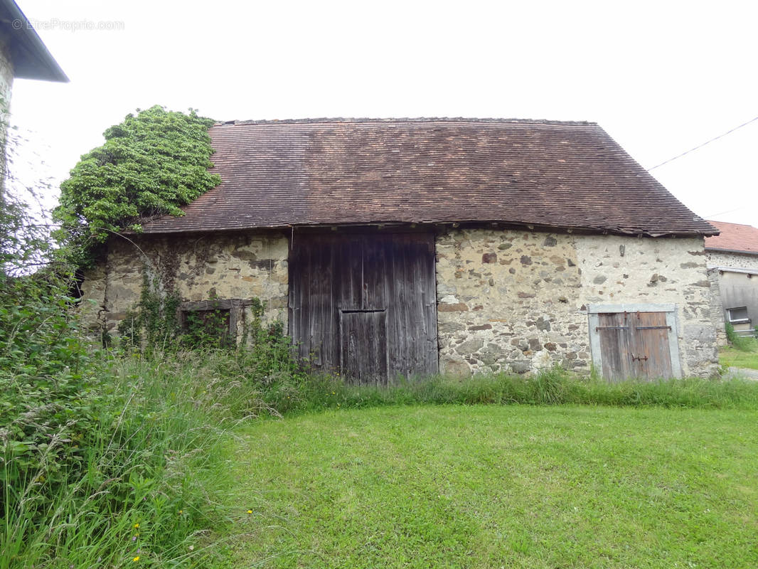 Maison à BUSSIERE-GALANT