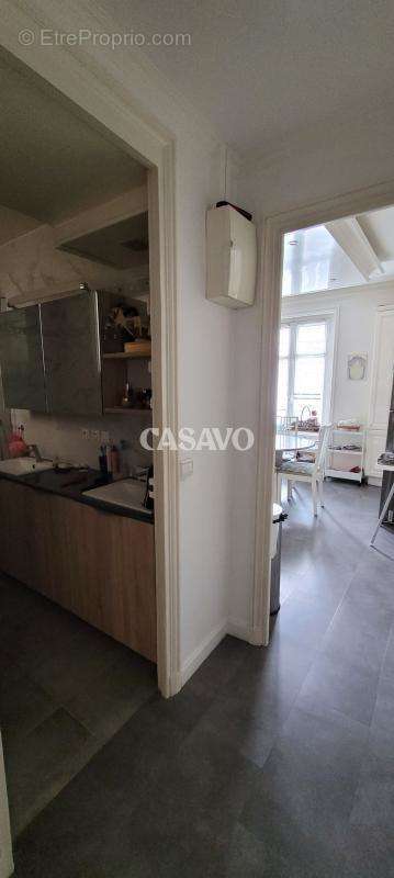 Appartement à PARIS-10E