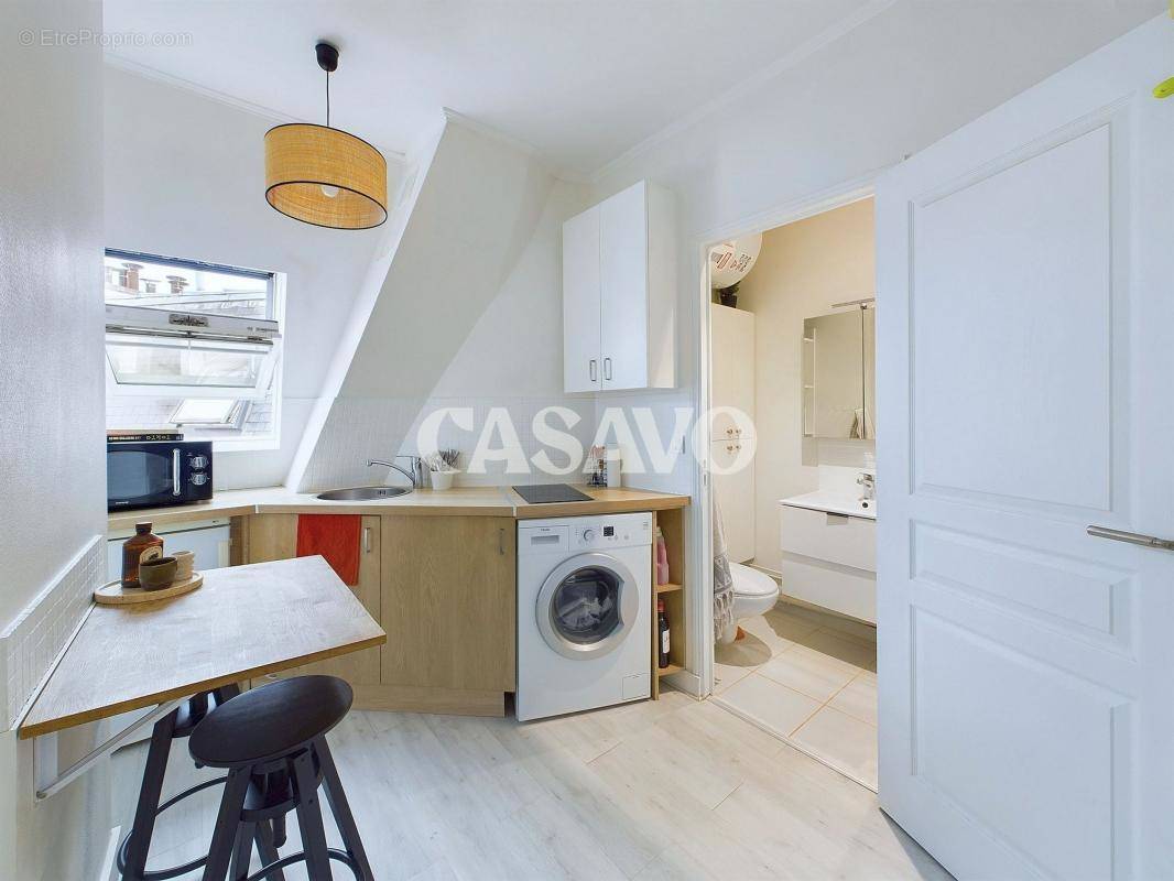 Appartement à PARIS-10E