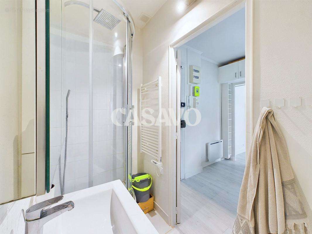 Appartement à PARIS-10E