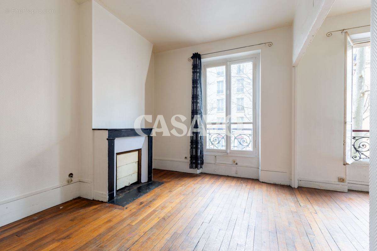 Appartement à PARIS-18E