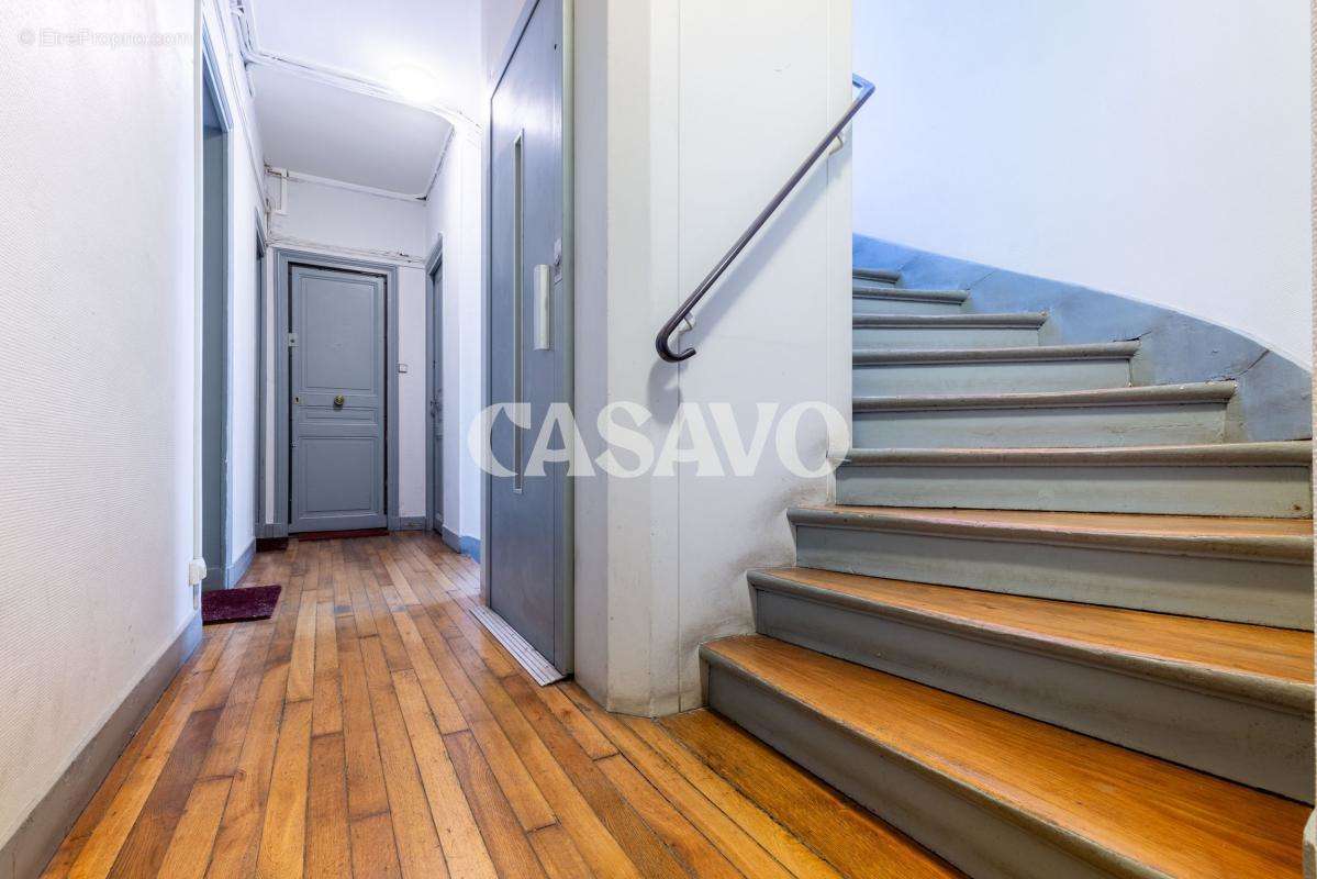 Appartement à PARIS-18E