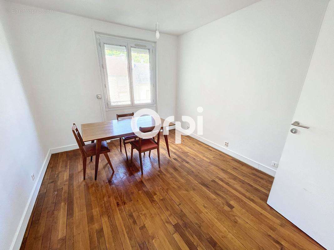 Appartement à MEULAN