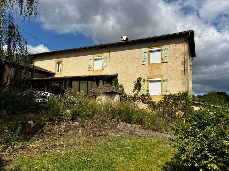 Maison à BELMONT-DE-LA-LOIRE