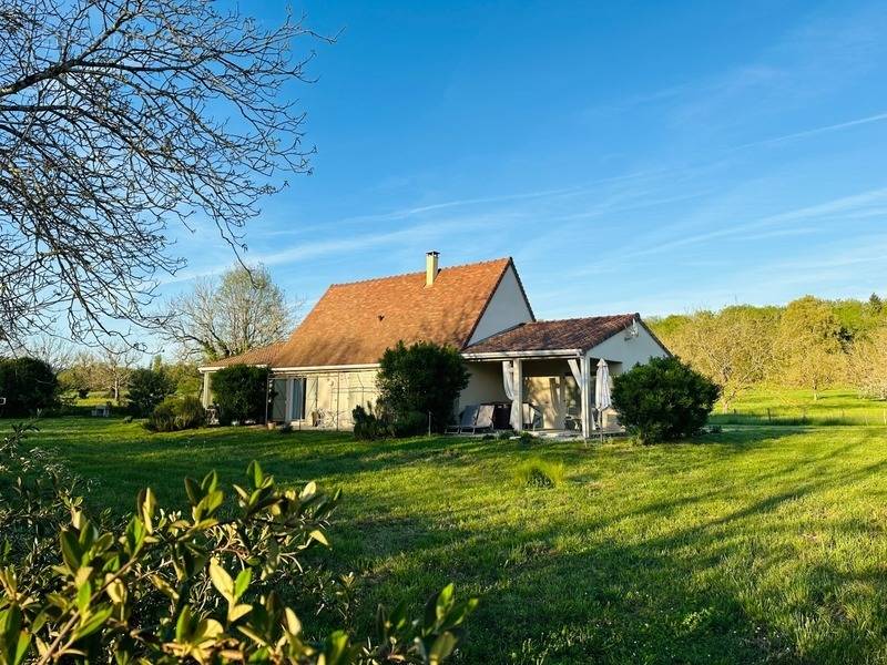 Maison à VALOJOULX