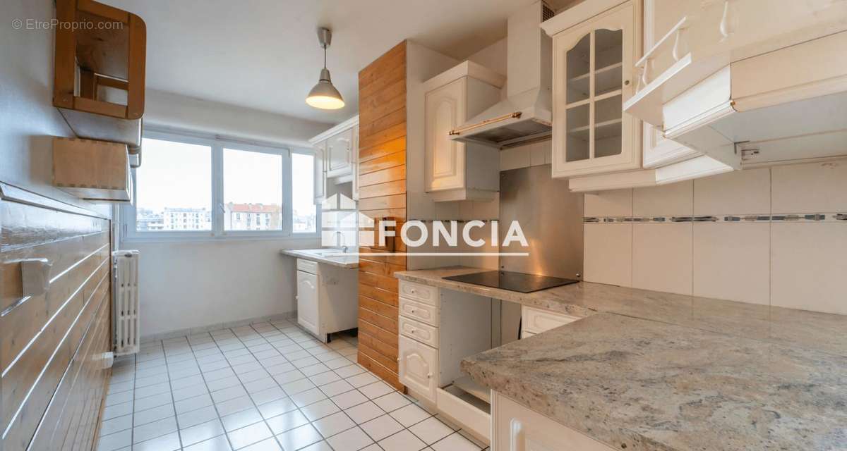 Appartement à ASNIERES-SUR-SEINE