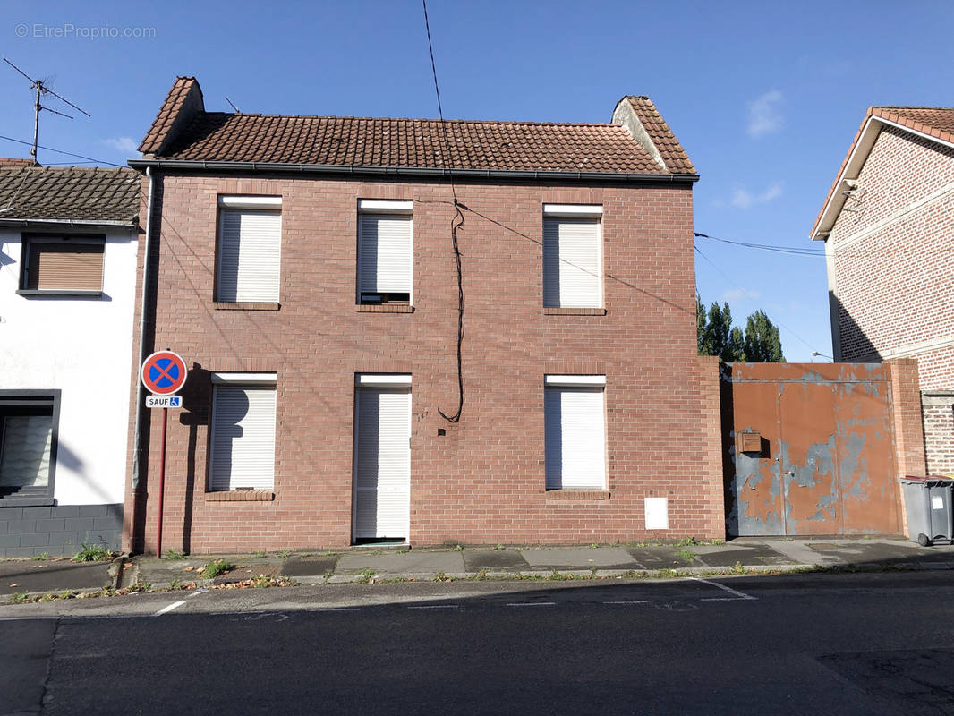 Maison à MONTIGNY-EN-GOHELLE