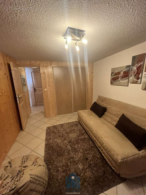 Appartement à COMPAINS