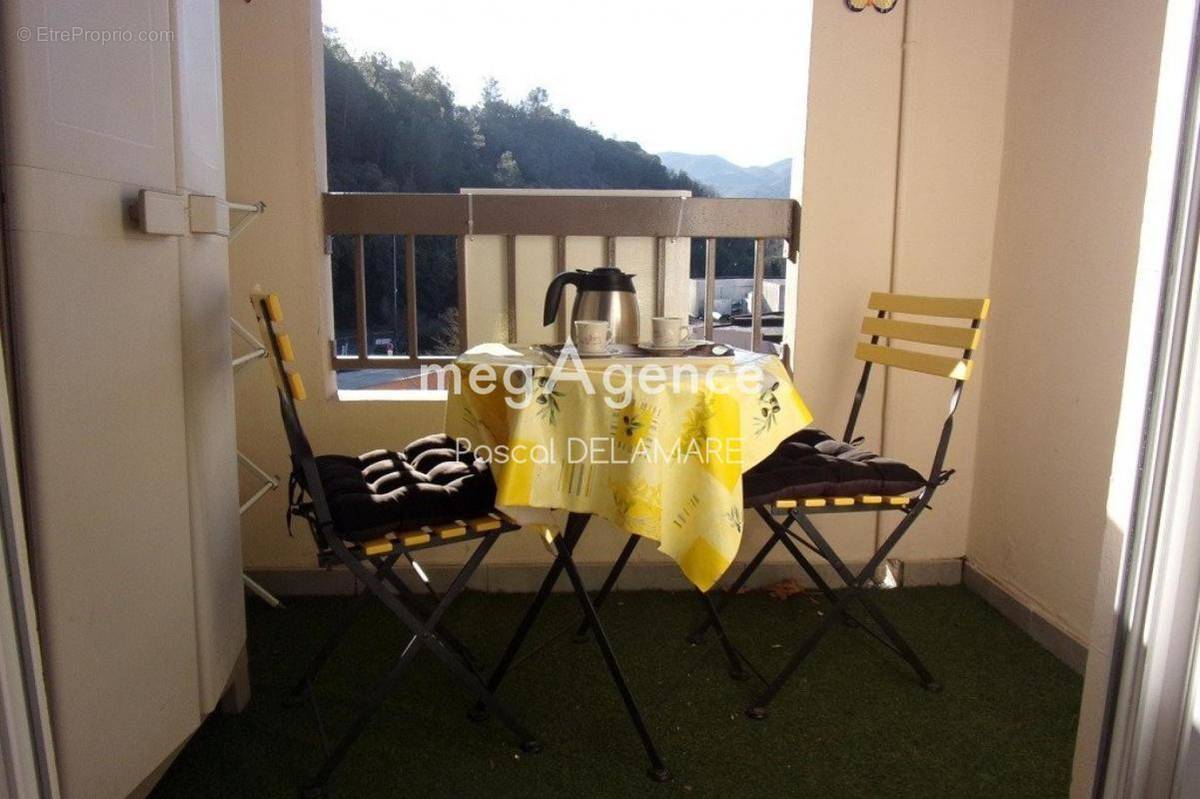 Appartement à LAMALOU-LES-BAINS