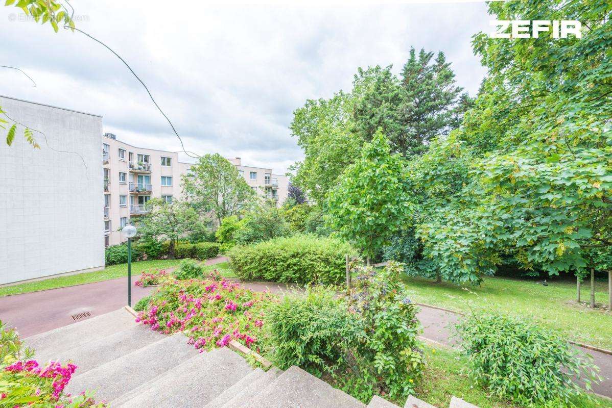 Appartement à MAISONS-ALFORT