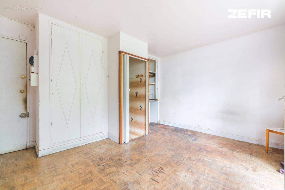 Appartement à PARIS-20E