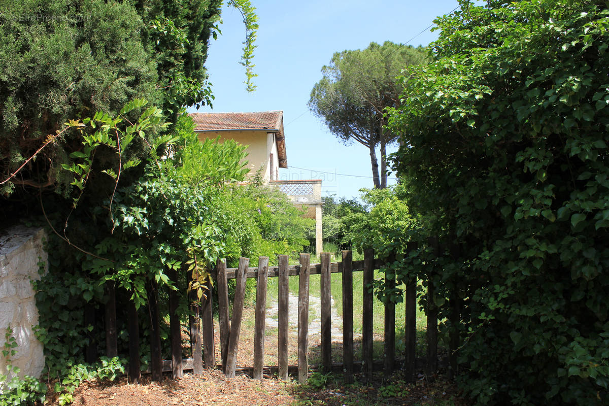 Terrain à VENCE