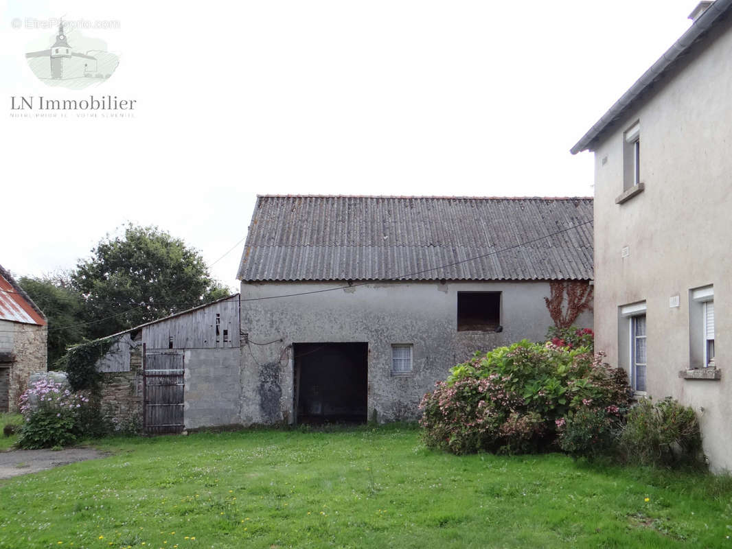 Maison à CLOHARS-CARNOET