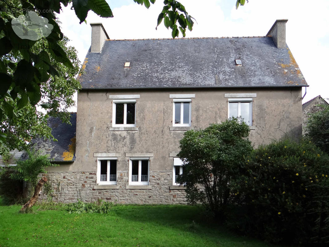 Maison à CLOHARS-CARNOET