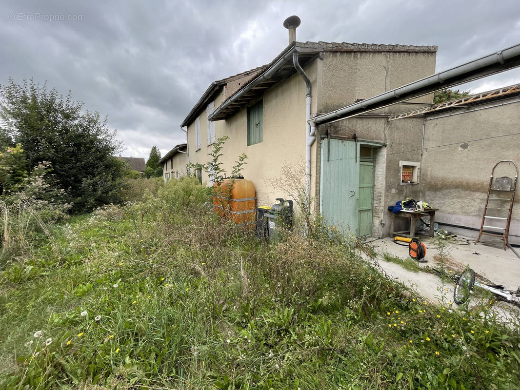 Maison à FERE-CHAMPENOISE