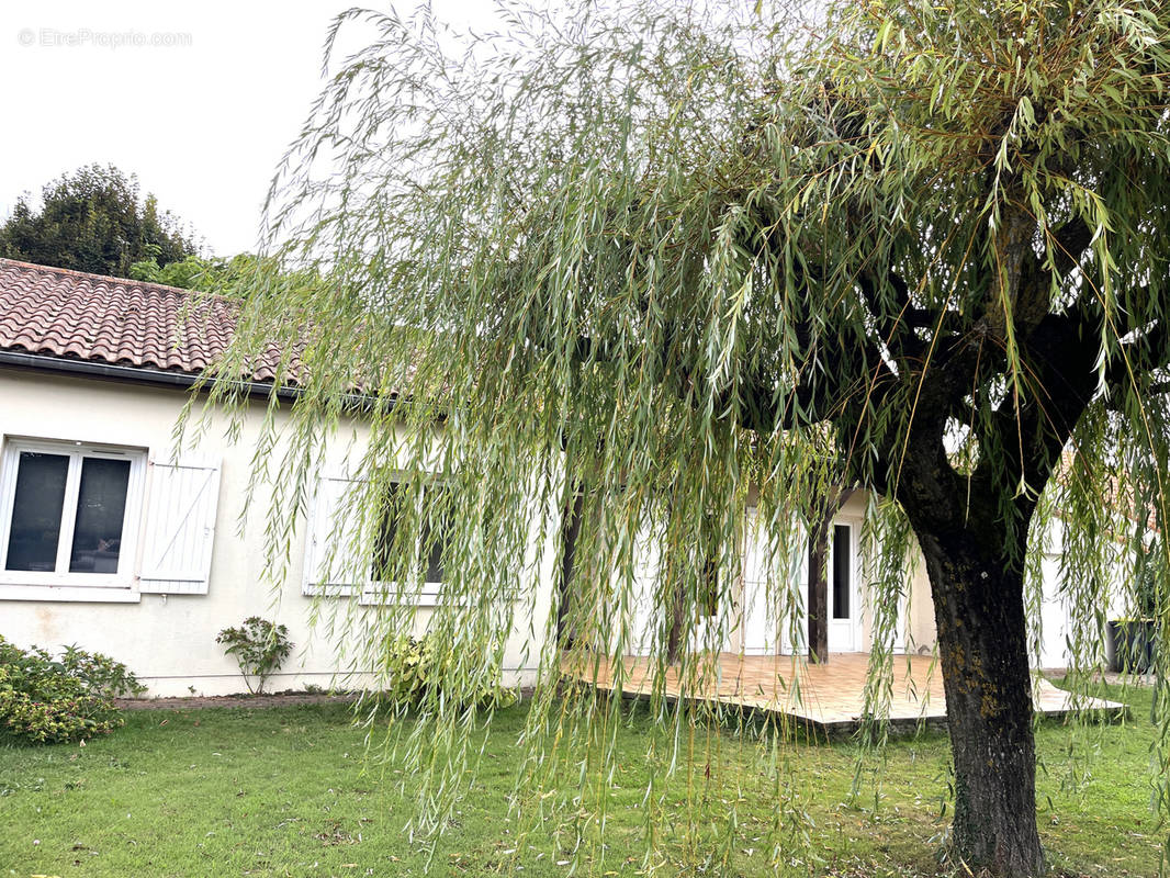 Maison à LA VILLEDIEU-DU-CLAIN