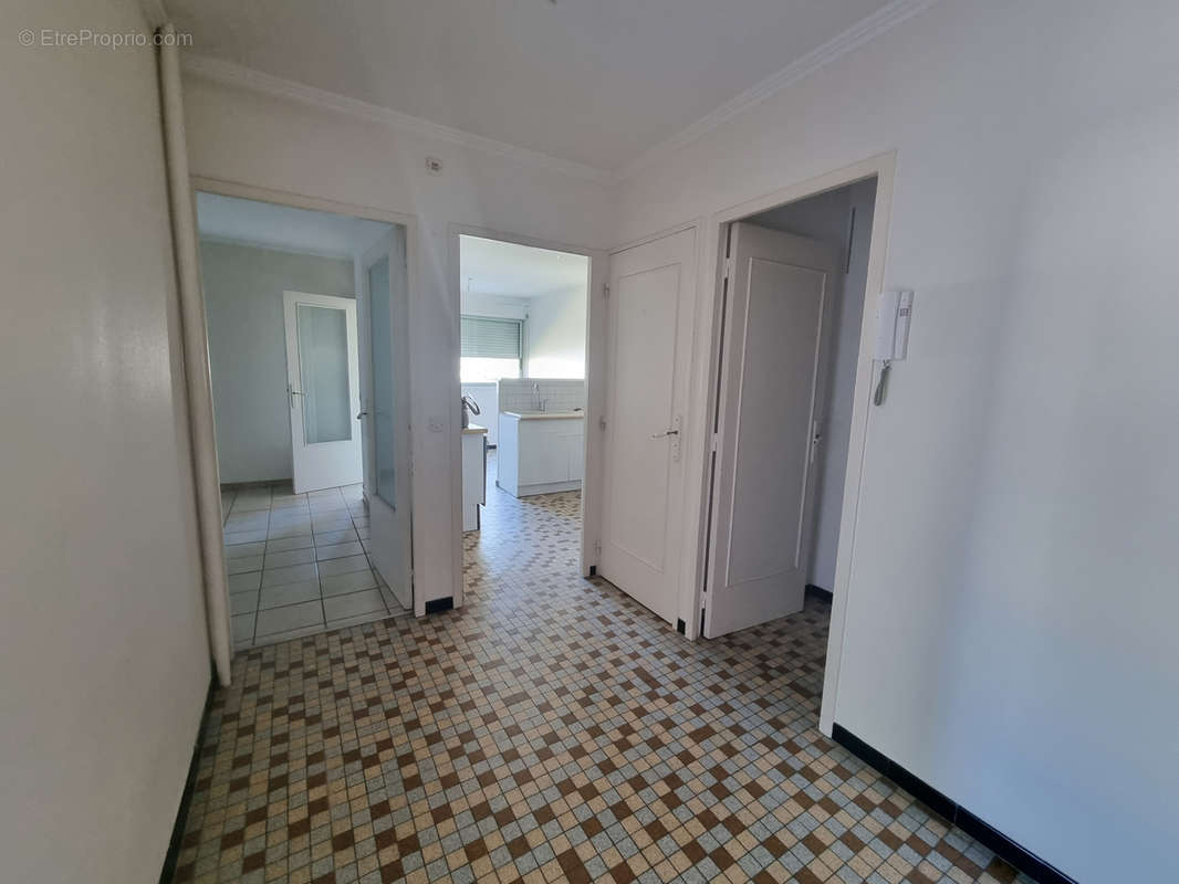 Appartement à LE PEAGE-DE-ROUSSILLON