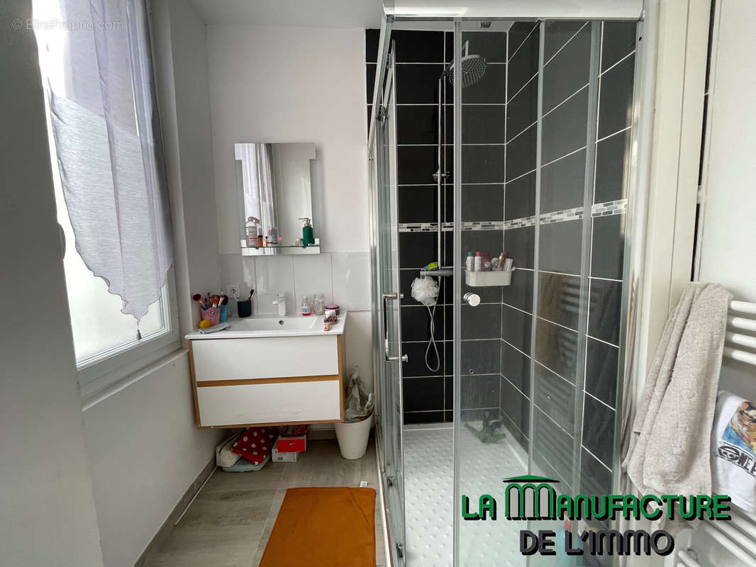 Appartement à SAINT-ETIENNE