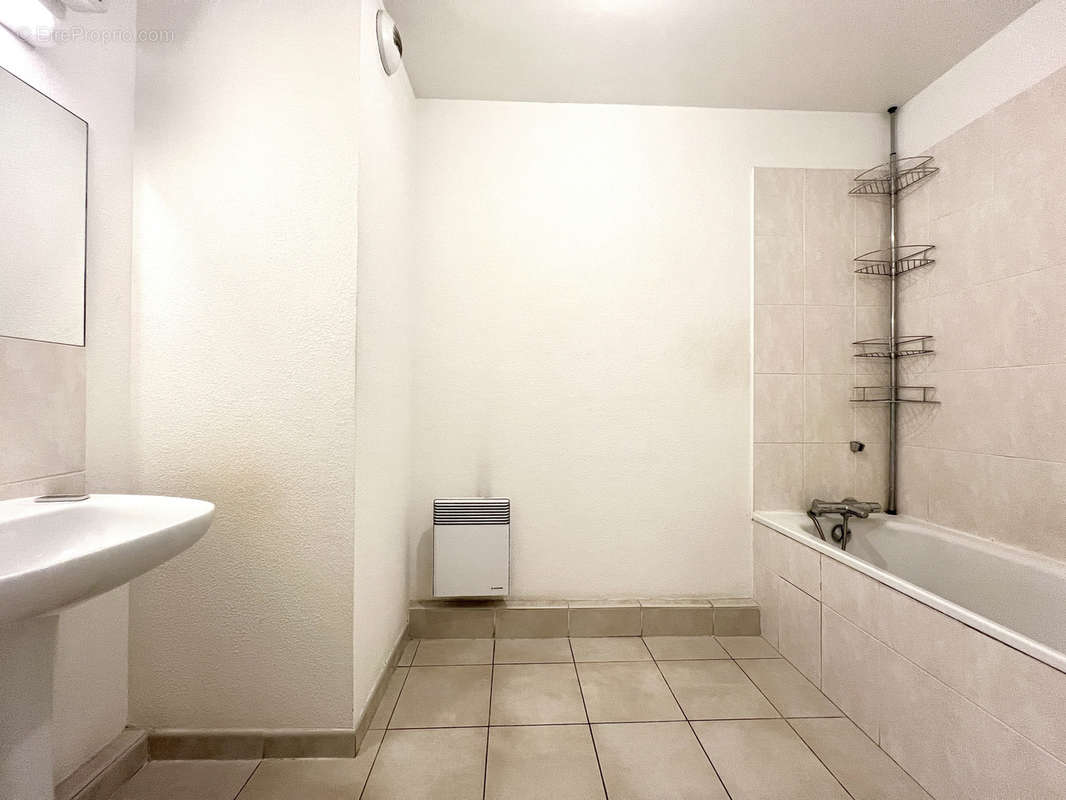 Appartement à MARSEILLE-13E