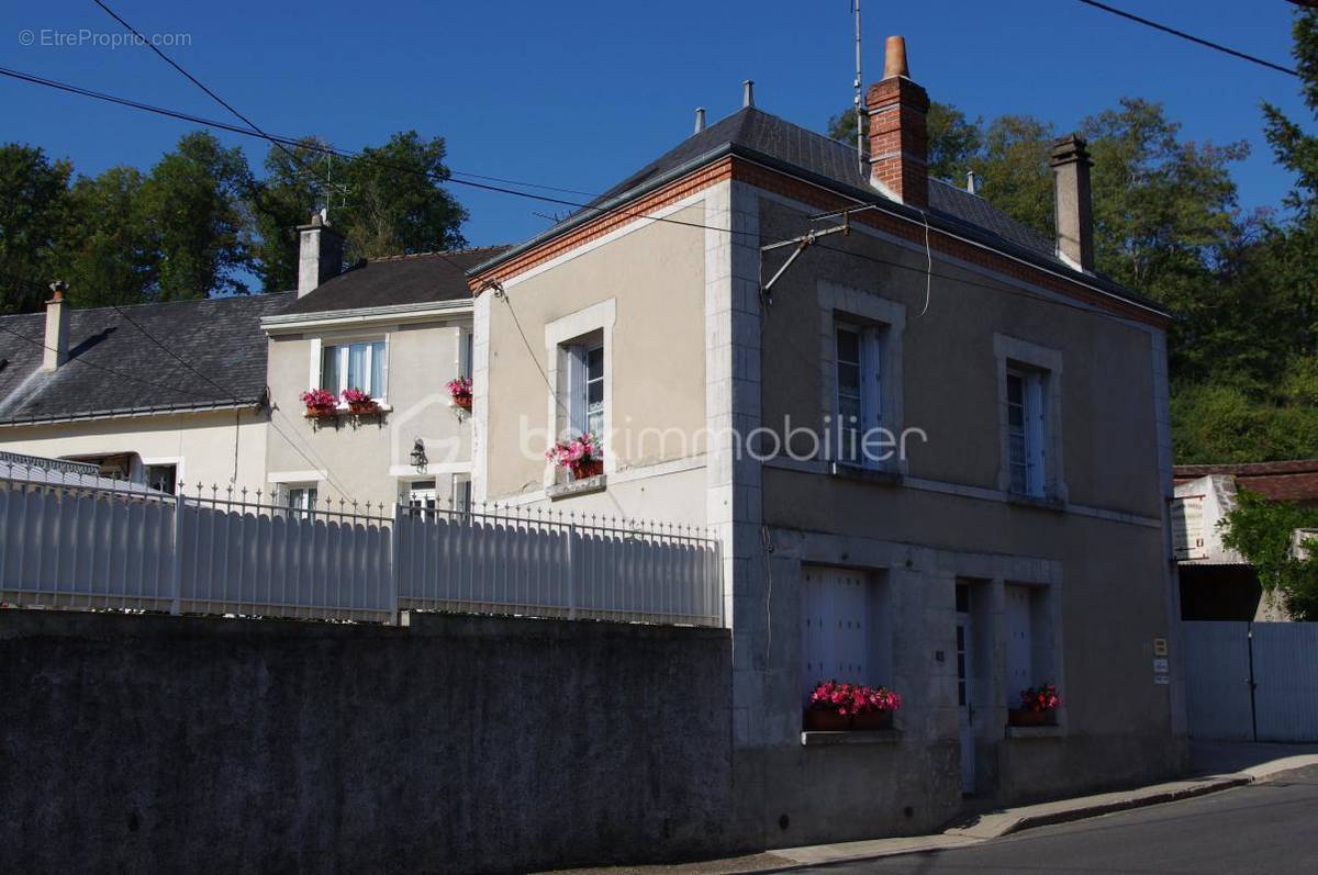 Maison à LIMERAY