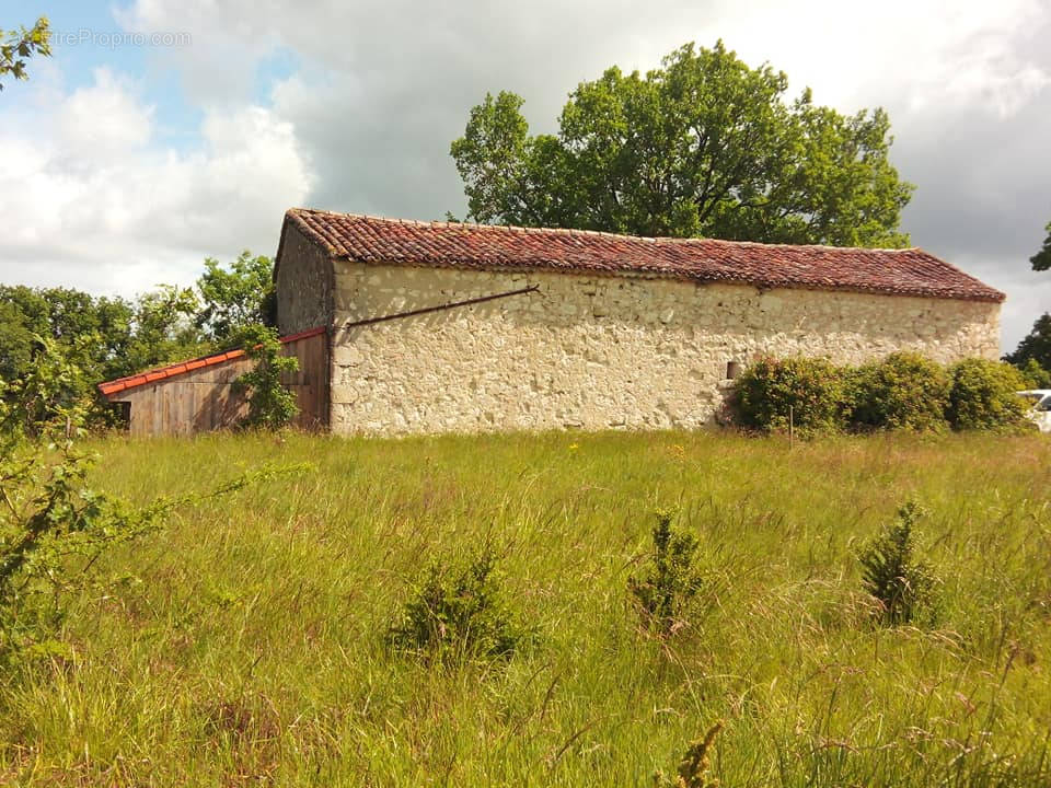 Maison à LA ROMIEU