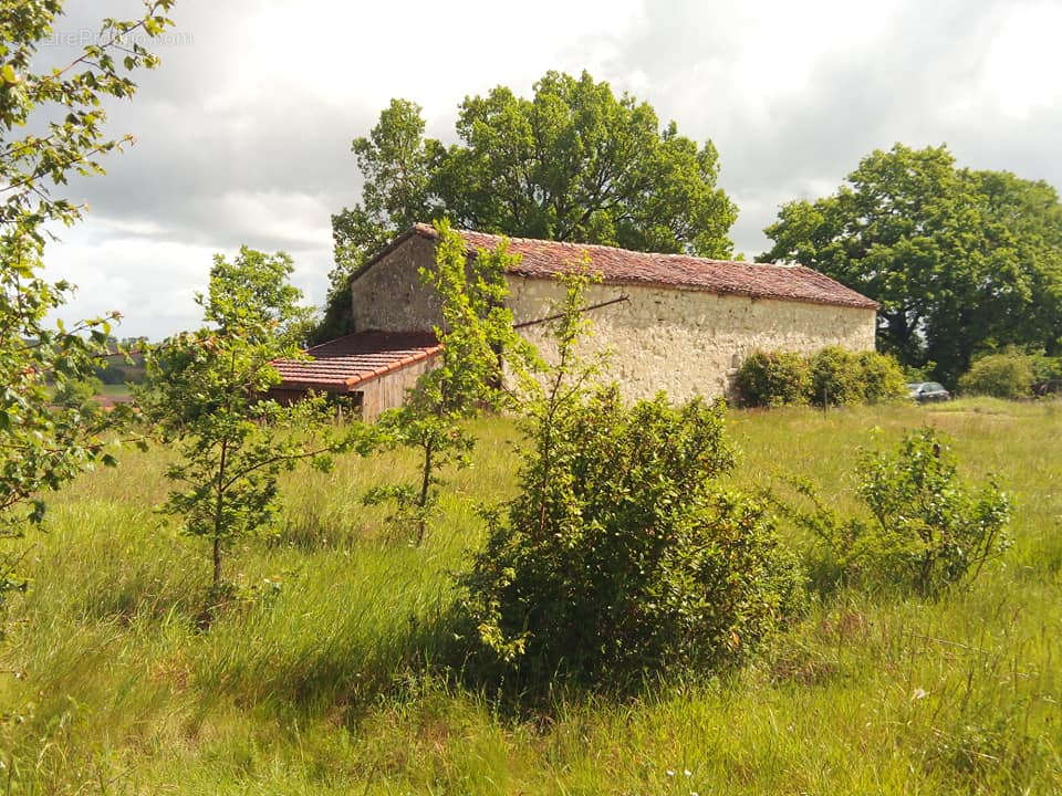 Maison à LA ROMIEU