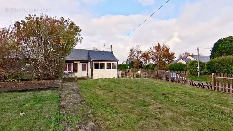 Maison à PLOUMAGOAR