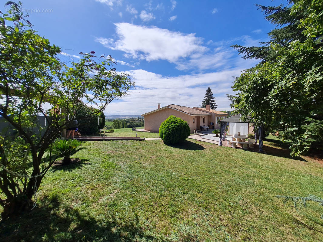 Maison à BOURG-SAINT-BERNARD