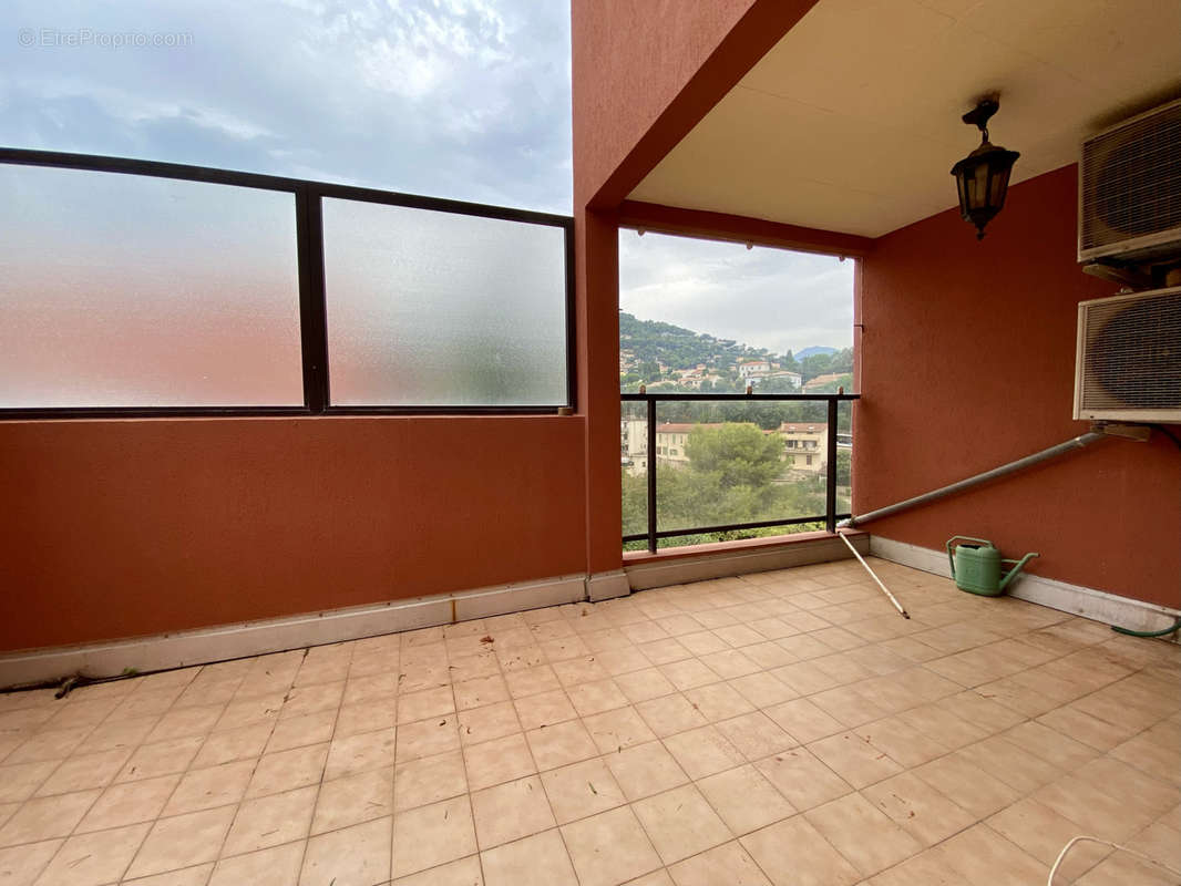 Appartement à ROQUEBRUNE-CAP-MARTIN