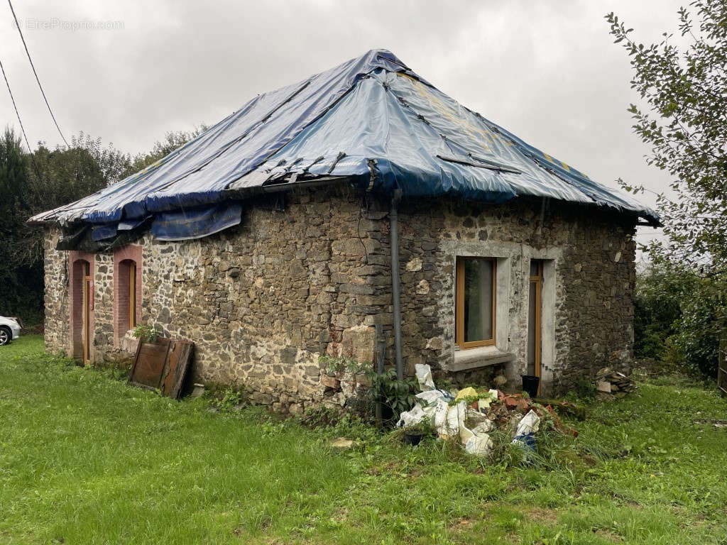 Maison à LAGRAULIERE