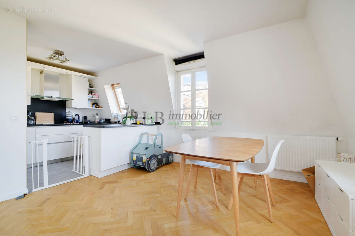 Appartement à MAISONS-ALFORT