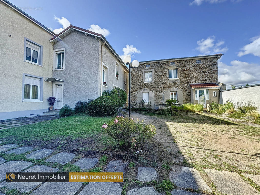 Appartement à ROCHE-LA-MOLIERE