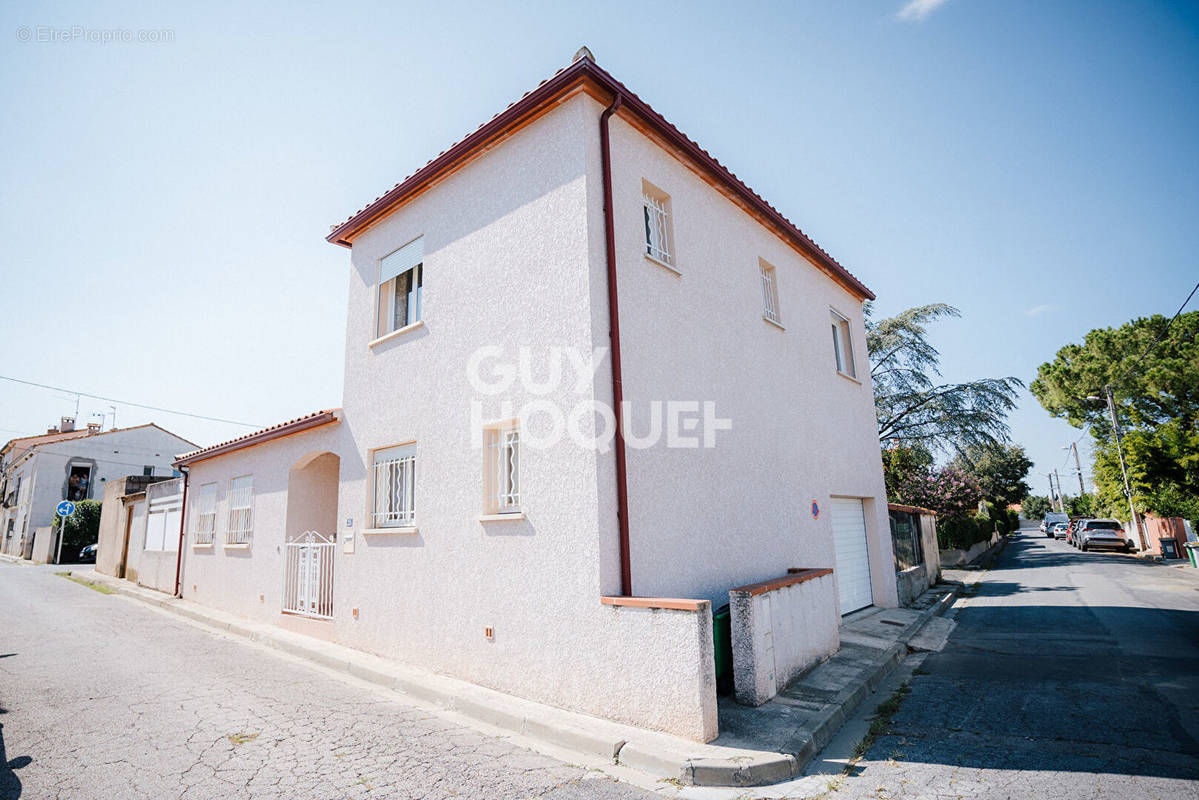 Maison à BAGES