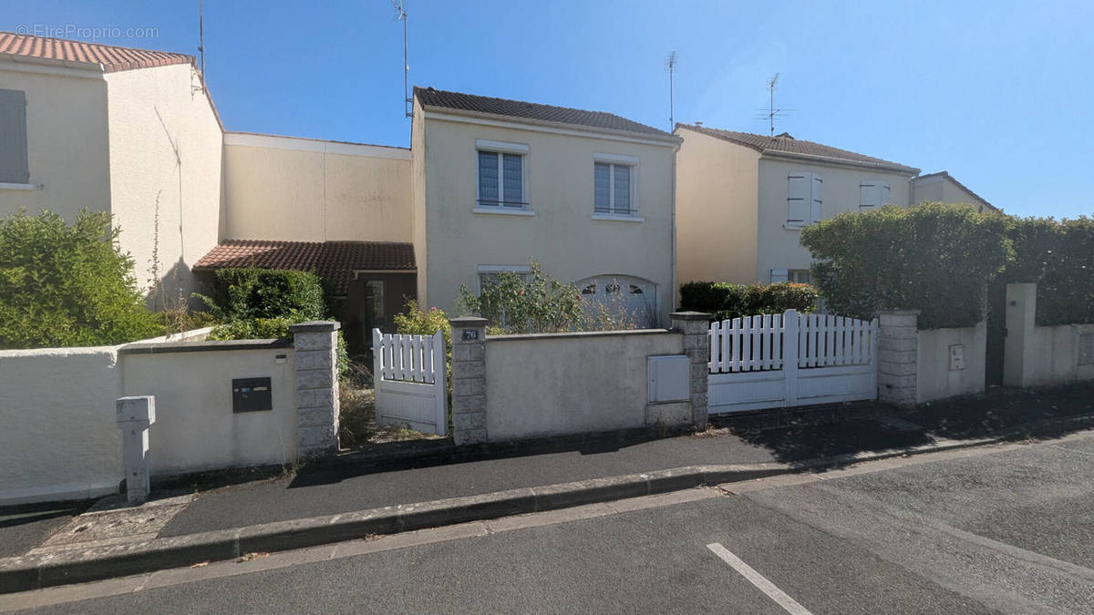 Maison à POITIERS