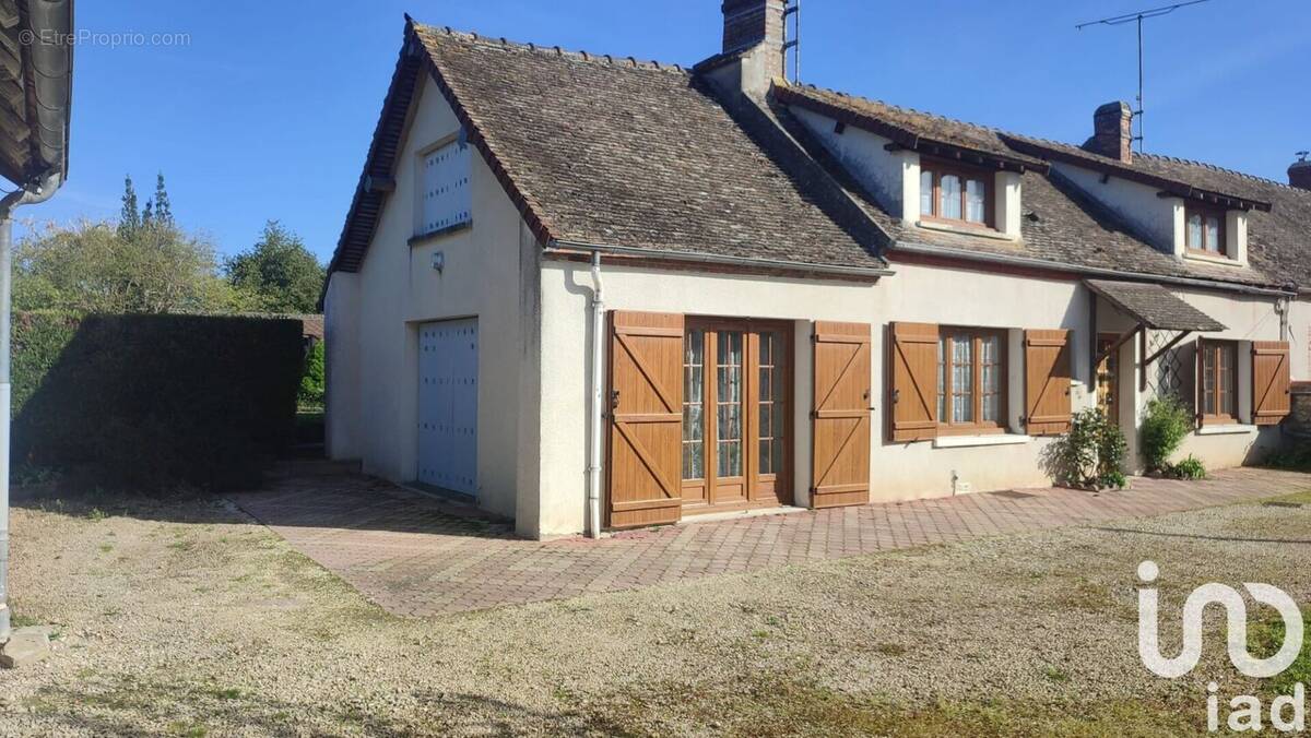 Photo 1 - Maison à CHATENAY-SUR-SEINE