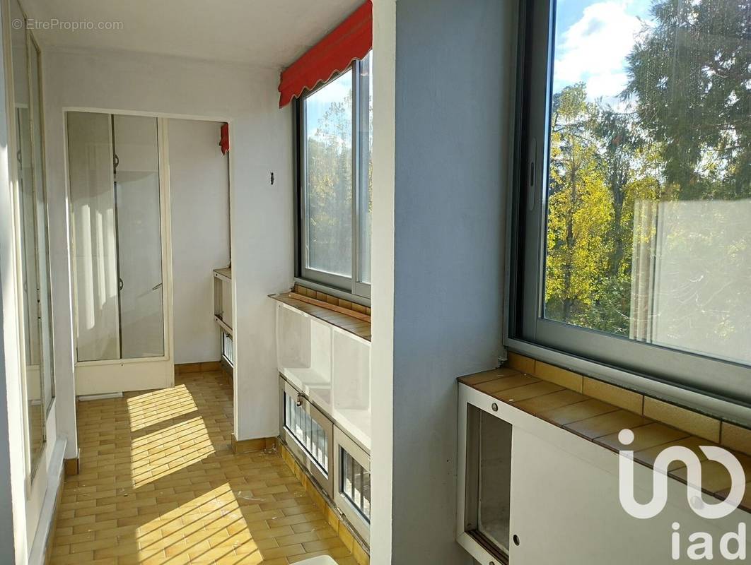 Photo 1 - Appartement à TASSIN-LA-DEMI-LUNE