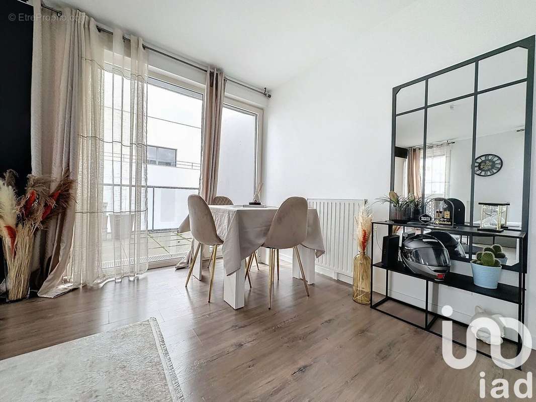 Photo 3 - Appartement à AUBERVILLIERS