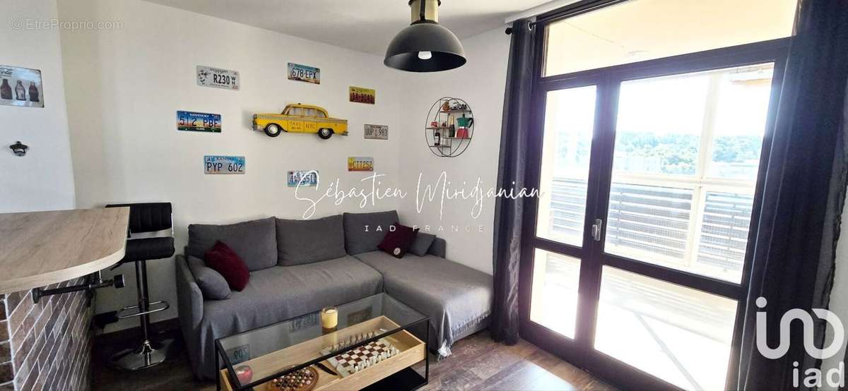 Photo 2 - Appartement à LA VALETTE-DU-VAR