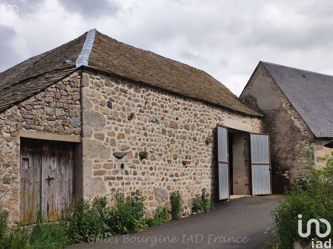 Photo 2 - Maison à AUMONT-AUBRAC