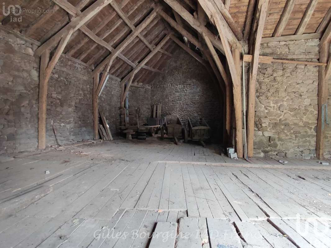 Photo 3 - Maison à AUMONT-AUBRAC