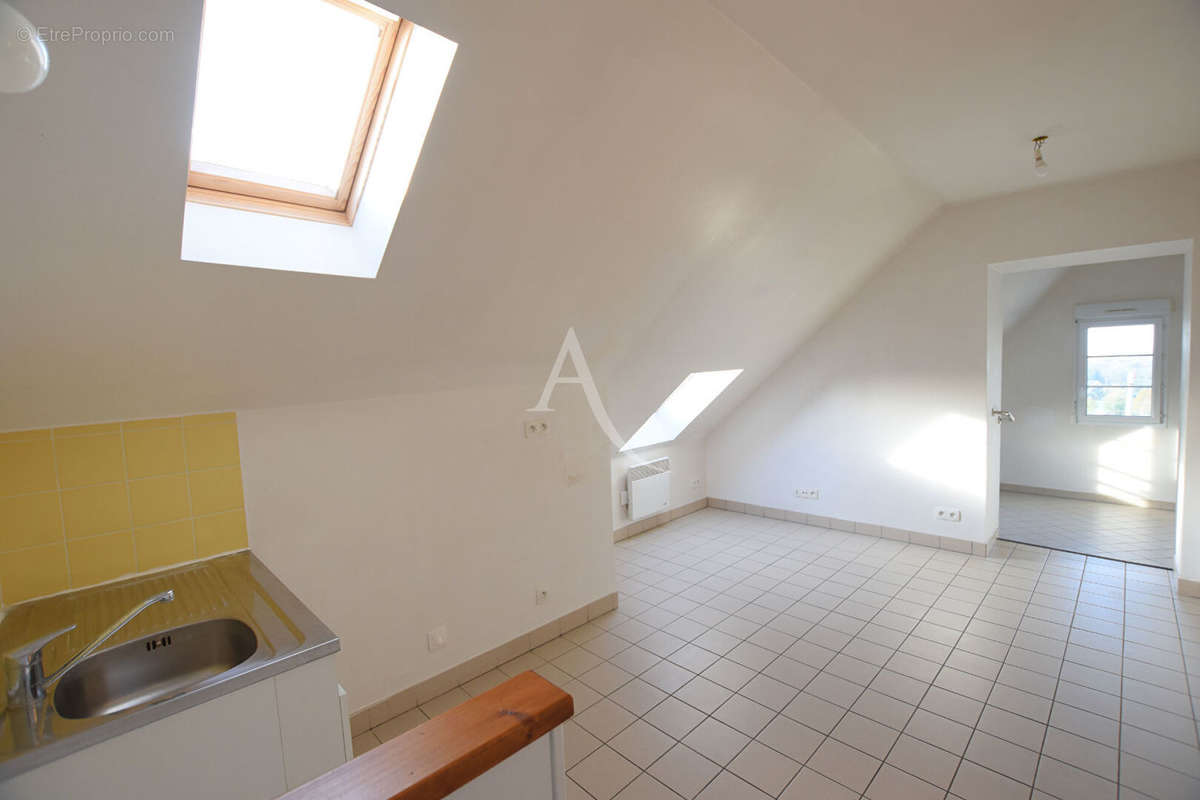 Appartement à COURDIMANCHE