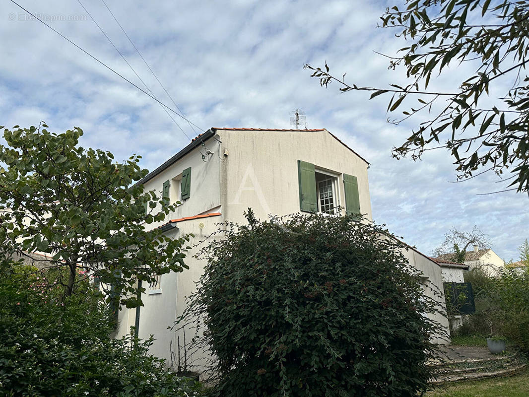 Maison à ROCHEFORT