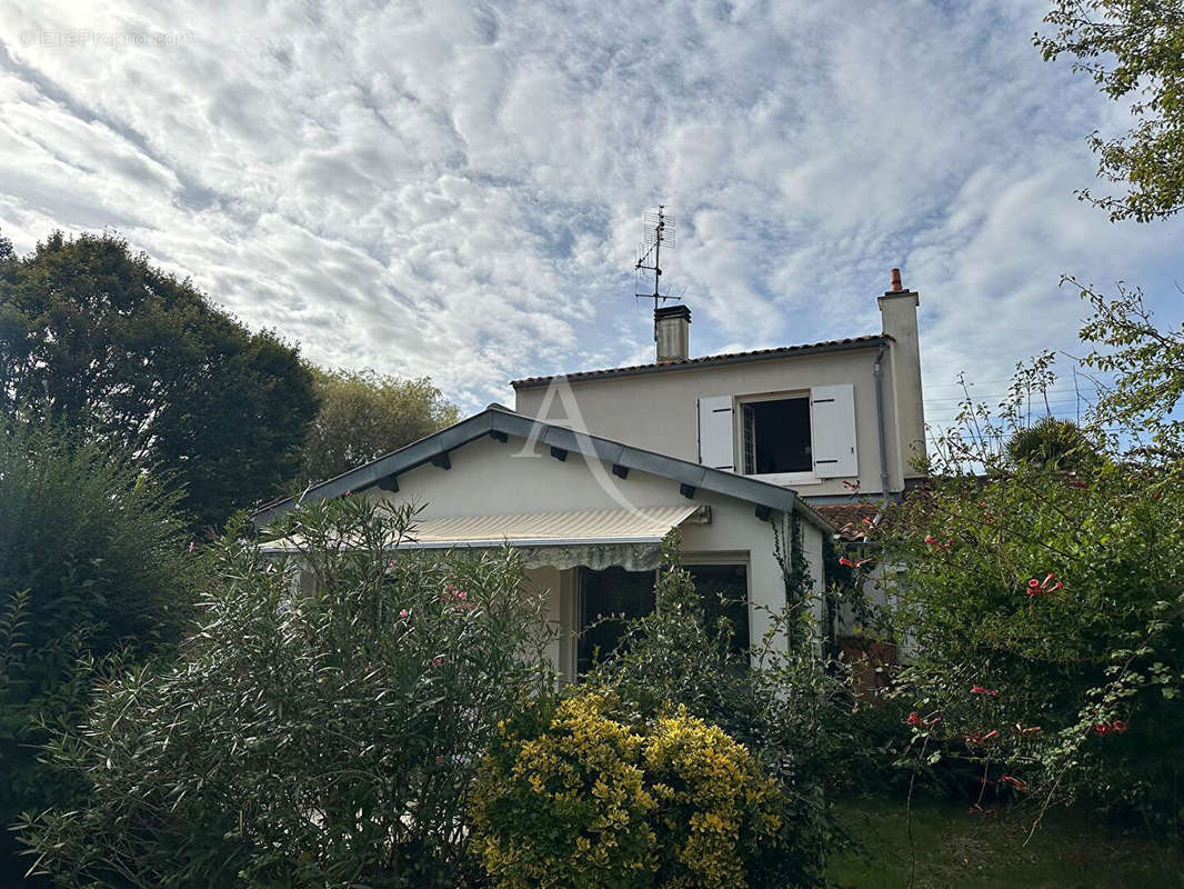 Maison à ROCHEFORT