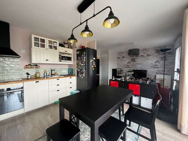 Appartement à MENNECY