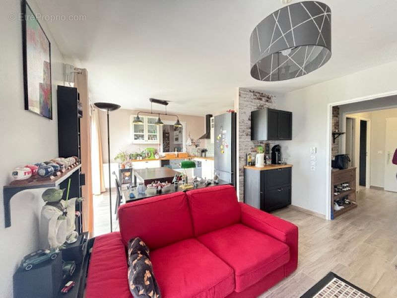 Appartement à MENNECY