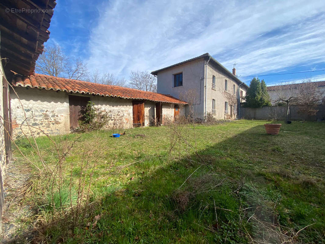 Maison à MONTBRISON