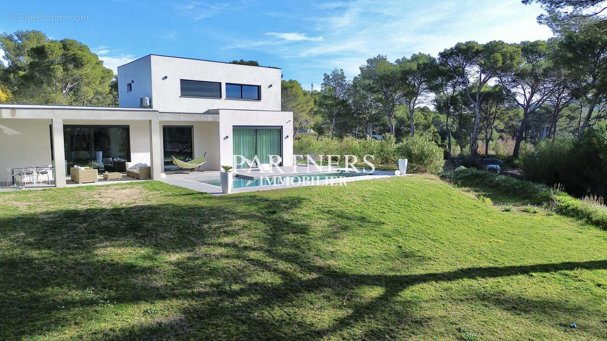 Maison à AIX-EN-PROVENCE