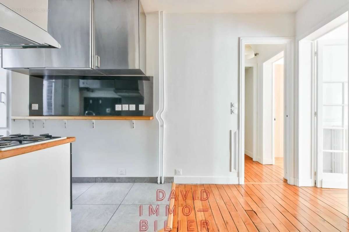 Appartement à PARIS-15E