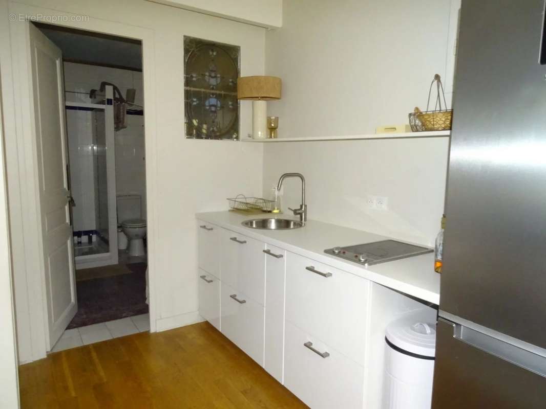 Appartement à PARIS-20E